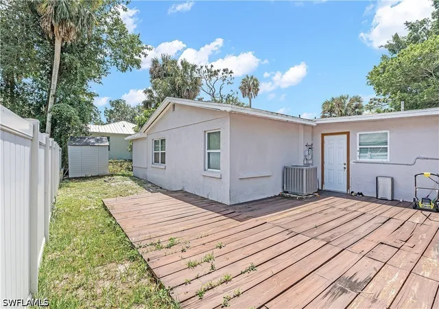 Photo 4 of Single family home for sale at 2030 Flamingo Dr, North Fort Myers, FL 33917 | MLS# 226015837 | Listing updated on 2026-04-16