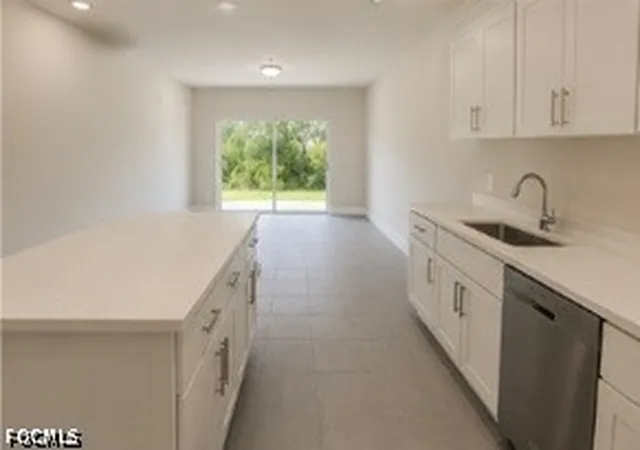 4th image of 4548-4550 29Th St Sw, Lehigh Acres, FL 33973 | MLS# 2026017624