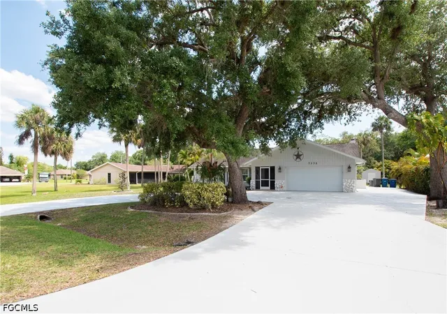 3rd image of 7332 Sean Ln, North Fort Myers, FL 33917 | MLS# 2026017629