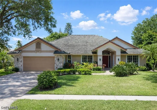 Photo 1 of Sale Pending at 219 Monterey Dr, Naples, FL 34119 | MLS# 226015075 | Listing updated on 2026-10-06