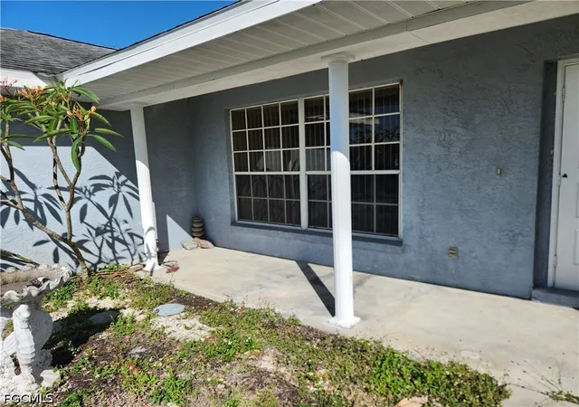 Photo 2 of Single family home for sale at 132 Dania Cir, Lehigh Acres, FL 33936 | MLS# 2026017731 | Listing updated on 2026-04-17