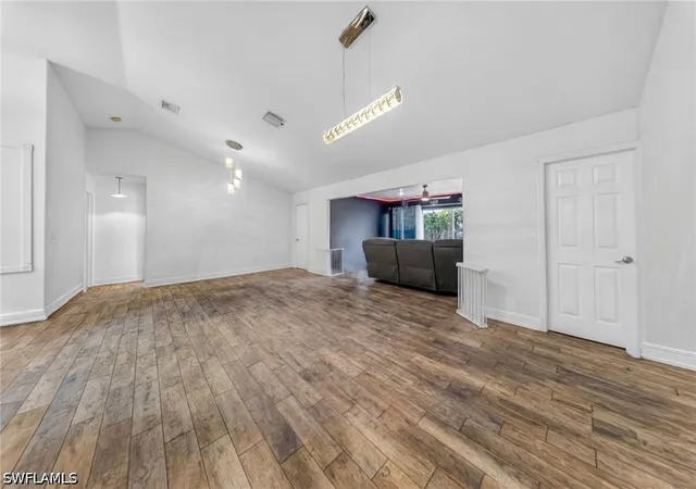 4th image of 625 Sw 31St St, Cape Coral, FL 33914 | MLS# 226003825