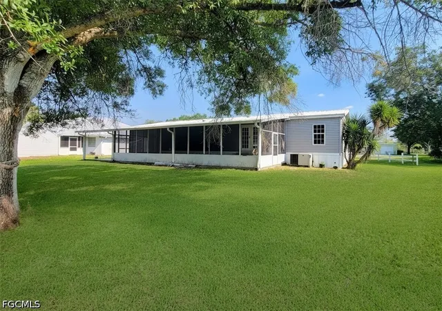 2nd image of 1047 Mayford Lake Rd, Moore Haven, FL 33471 | MLS# 2026017785