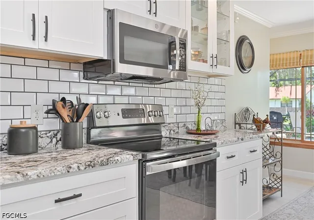 4th image of 1910 Oak Dr, Alva, FL 33920 | MLS# 2026017789