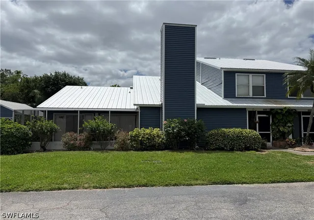 Photo 3 of Townhouse for sale at 3334 Timberwood Cir, Naples, FL 34105 | MLS# 226015356 | Listing updated on 2026-06-24