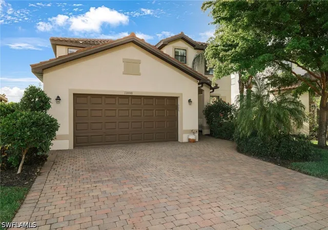 Photo 3 of Sale Pending at 11000 Cherry Laurel Dr, Fort Myers, FL 33912 | MLS# 226013742 | Listing updated on 2026-07-07