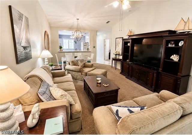4th image of 750 Luisa Ln #2, Naples, FL 34104 | MLS# 226015374