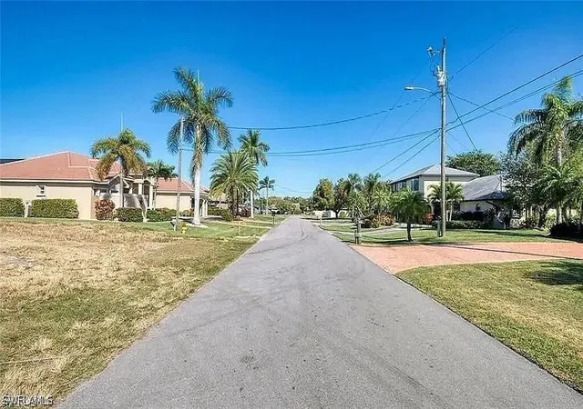 4th image of 5216 Sw 10Th Ave, Cape Coral, FL 33914 | MLS# 226016093