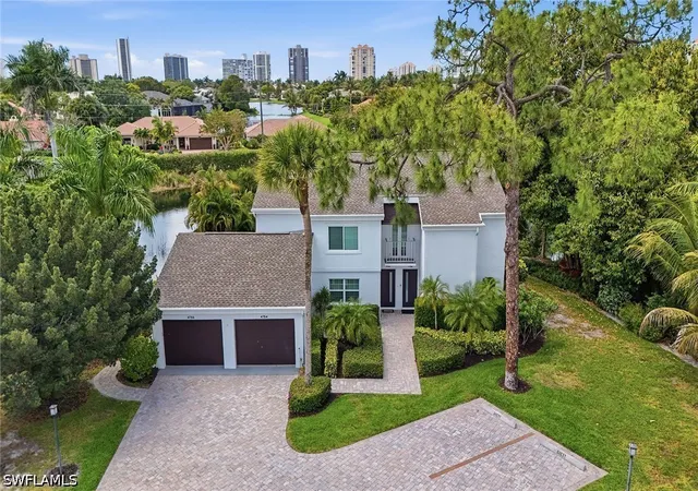 2nd image of 4784 W Blvd, Naples, FL 34103