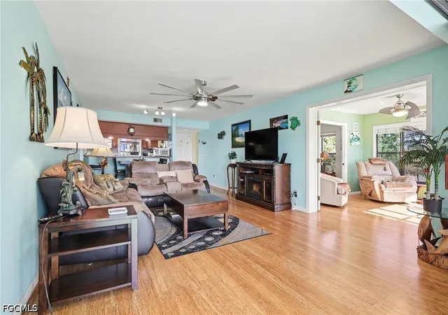 Listing Photo 3 - Condo for sale in building located at 4703 Se 17Th Pl, Cape Coral, FL 33904 - Unit #205