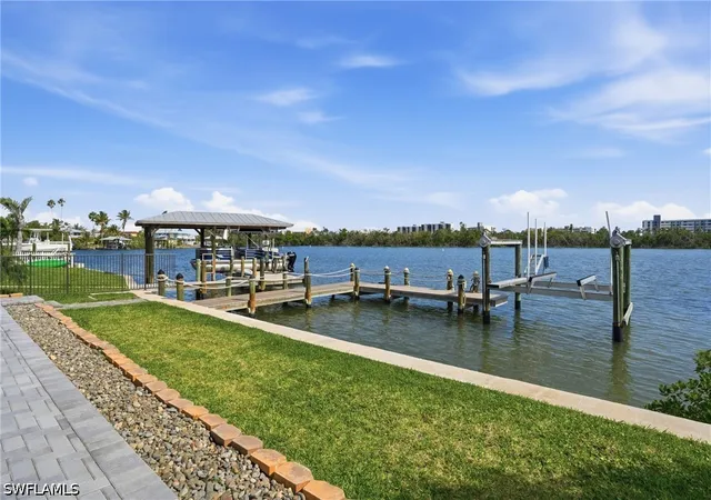 48th image of 8009 Lagoon Rd, Fort Myers Beach, FL 33931 | MLS# 226015326