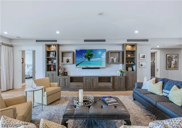 Listing Photo 4 - Condo for sale in building located at 13925 Old Coast Rd, Naples, FL 34110 - Unit #905