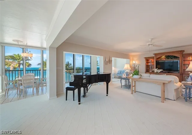 5th image of 3377 Gulf Shore Blvd N #4D, Naples, FL 34103 | MLS# 226014728