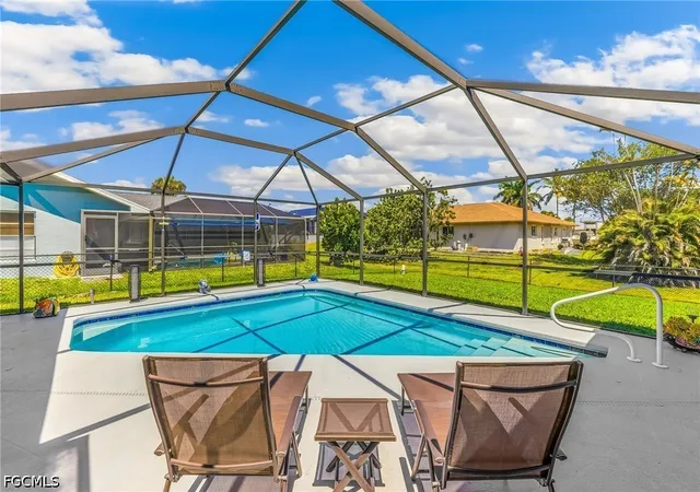 Photo 4 of Single family home for sale at 6048 Perthshire Ln, Fort Myers, FL 33908 | MLS# 2026018113 | Listing updated on 2026-08-01