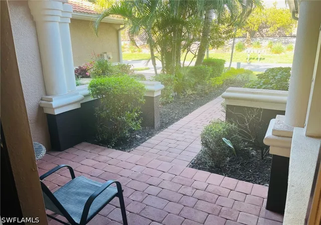 Photo 18 of Townhouse for sale at 9620 Roundstone Cir, Fort Myers, FL 33967 | MLS# 226016031 | Listing updated on 2026-10-01