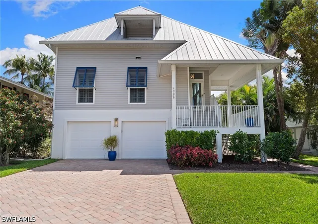 Photo 3 of Sale Pending at 1286 Rainbow Ct, Naples, FL 34110 | MLS# 226015777 | Listing updated on 2026-07-30