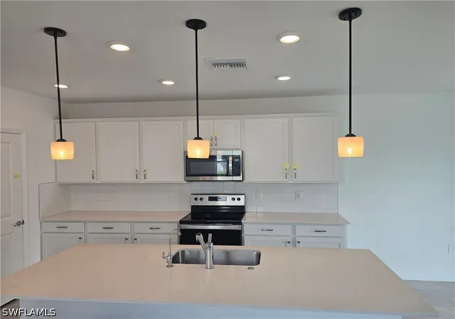 2nd image of 1437 Weeping Willow Ct, Cape Coral, FL 33909 | MLS# 226014672
