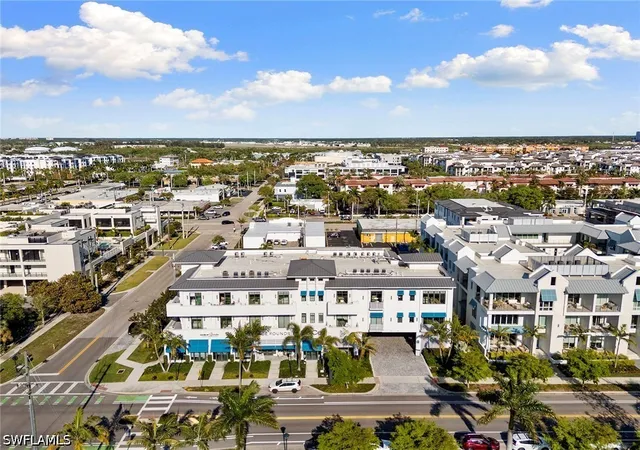 2nd image of 101 8Th St S, Naples, FL 34102