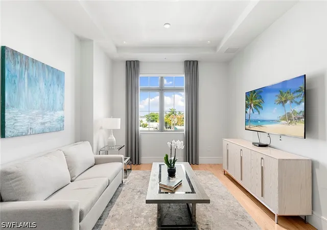 4th image of 101 8Th Street South #307, Naples, FL 34102 | MLS# 226015828