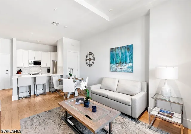 5th image of 101 8Th Street South #307, Naples, FL 34102 | MLS# 226015828