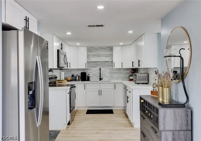 Photo 3 of Townhouse for sale at 4811 Sunfish Ct, Fort Myers, FL 33919 | MLS# 2026018258 | Listing updated on 2026-05-09