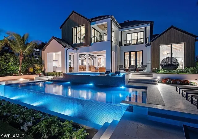 5th image of 3040 Fort Charles Dr, Naples, FL 34102 | MLS# 226016469