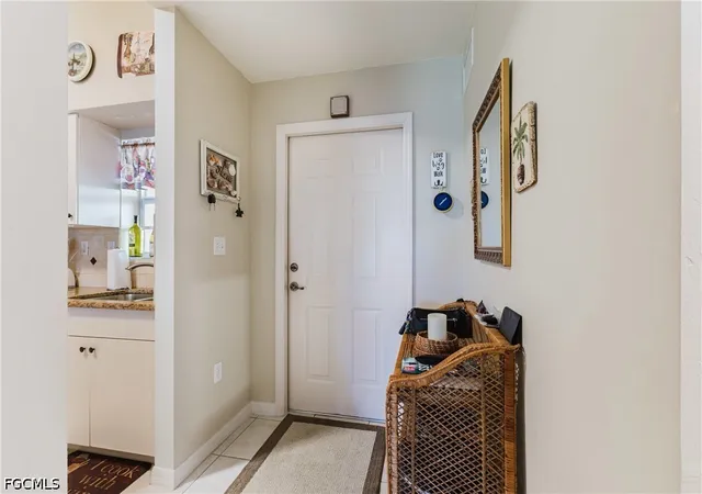 Listing Photo 4 - Condo for sale in building located at 950 Hancock Creek S Blvd, Cape Coral, FL 33909 - Unit #423