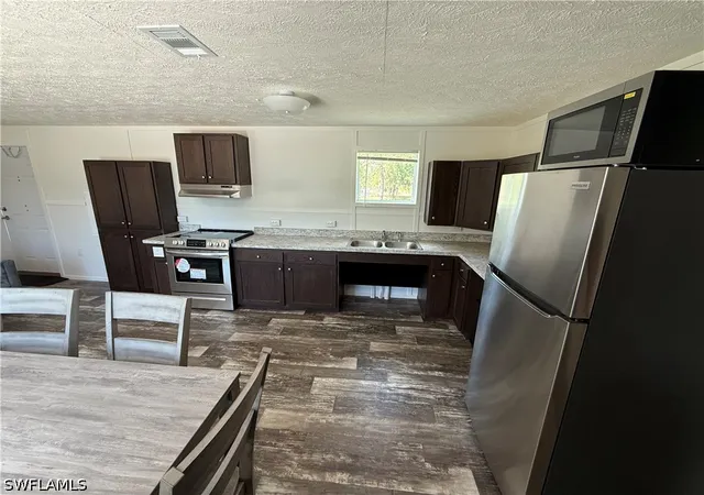 4th image of 163 Avenida Del Sur, Clewiston, FL 33440 | MLS# 226015258