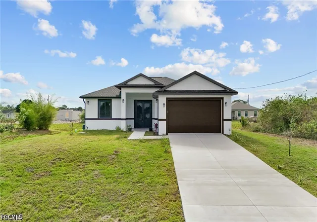 2nd image of 8033 Oakleaf Cir, Labelle, FL 33935 | MLS# 2026018312