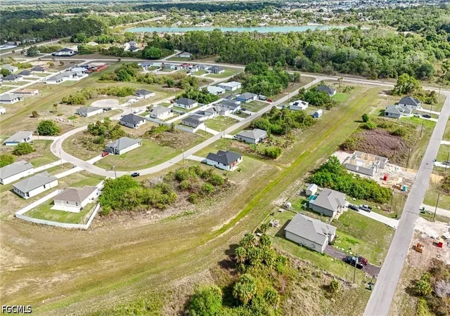 30th image of 8033 Oakleaf Cir, Labelle, FL 33935 | MLS# 2026018312