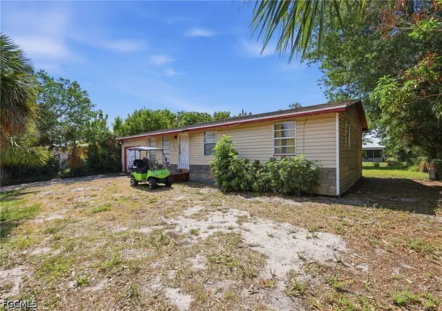 1st image of 1004 Kentucky Ave, Clewiston, FL 33440 | MLS# 2026018413