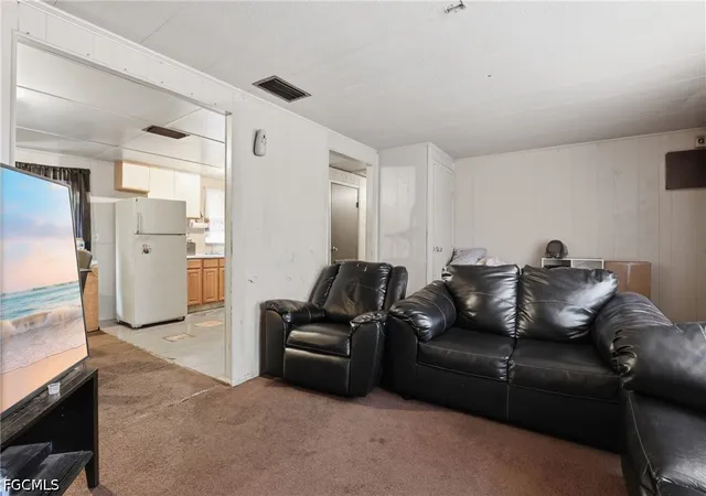 5th image of 1004 Kentucky Ave, Clewiston, FL 33440 | MLS# 2026018413