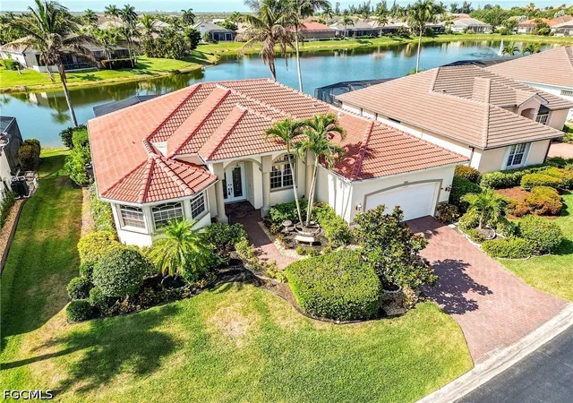 Photo 1 of Single family home for sale at 8555 Southwind Bay Cir, Fort Myers, FL 33908 | MLS# 2026018415 | Listing updated on 2026-08-31