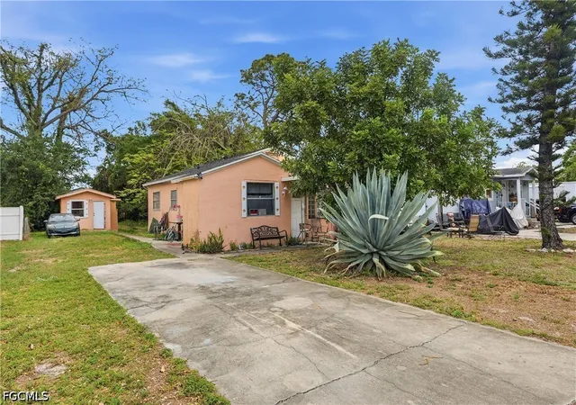 2nd image of 2355 Jeffcott St, Fort Myers, FL 33901 | MLS# 2026018429