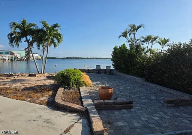 Photo 4 of Land for sale at 8 Helen Ln, Fort Myers Beach, FL 33931 | MLS# 2026018474 | Listing updated on 2026-10-07