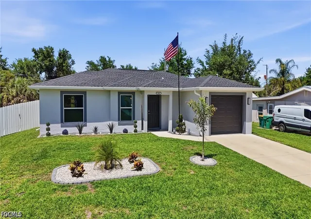 Photo 3 of Sale Pending at 448 Glengary Cir, Punta Gorda, FL 33982 | MLS# 2026018529 | Listing updated on 2026-06-17