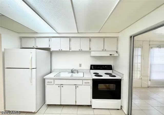 Photo 4 of Townhouse for sale at 10 Temple Ct, Lehigh Acres, FL 33936 | MLS# 226016684 | Listing updated on 2026-07-05