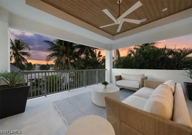 4th image of 493 8Th Ave S, Naples, FL 34102 | MLS# 226016685