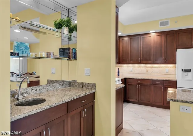 4th image of 269 Vintage Bay Dr #C11, Marco Island, FL 34145 | MLS# 226016655