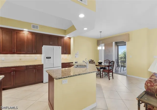 5th image of 269 Vintage Bay Dr #C11, Marco Island, FL 34145 | MLS# 226016655