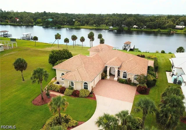 1st image of 2504 Caloosa Shores Dr, Labelle, FL 33935 | MLS# 2026018613