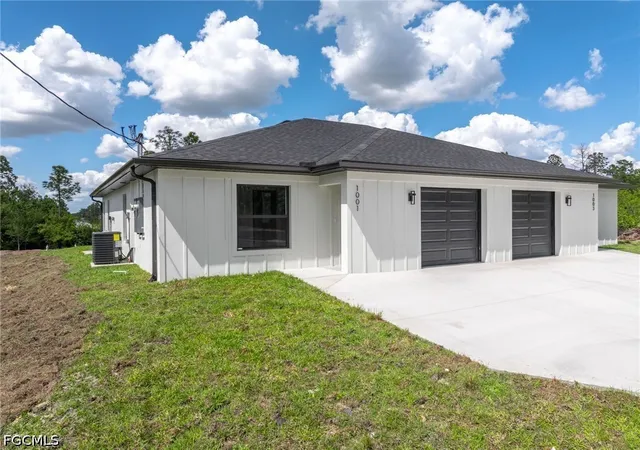 3rd image of 1001 E 12Th St, Lehigh Acres, FL 33972 | MLS# 2026018650