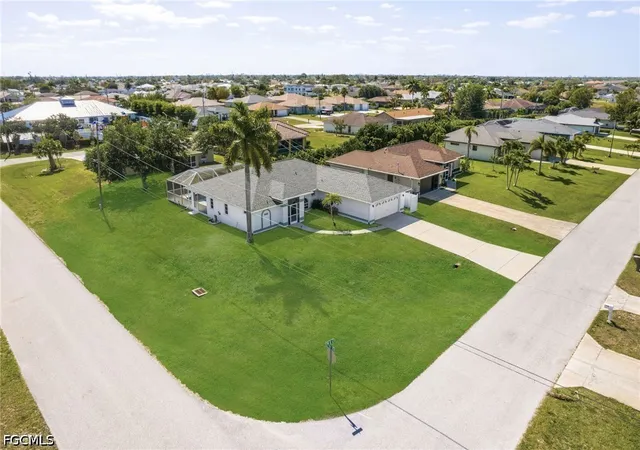Homes for sale in Cape Coral, FL | 2929 Sw 8Th Ct, Cape Coral, FL 33914 | MLS# 2026018697