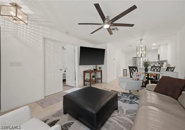 Listing Photo 5 - Condo for sale in building located at 77 Emerald Woods Dr, Naples, FL 34108 - Unit #I6