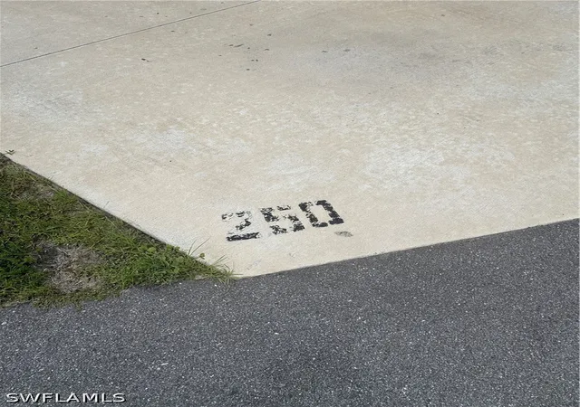 2nd image of 250 Horizon Rd, Punta Gorda, FL 33982 | MLS# 226016667
