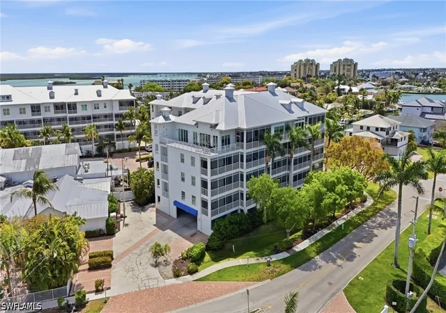 3rd image of 140 Palm St #211, Marco Island, FL 34145 | MLS# 226016408