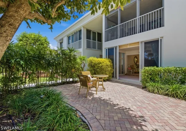 5th image of 211 3Rd Ave S, Naples, FL 34102