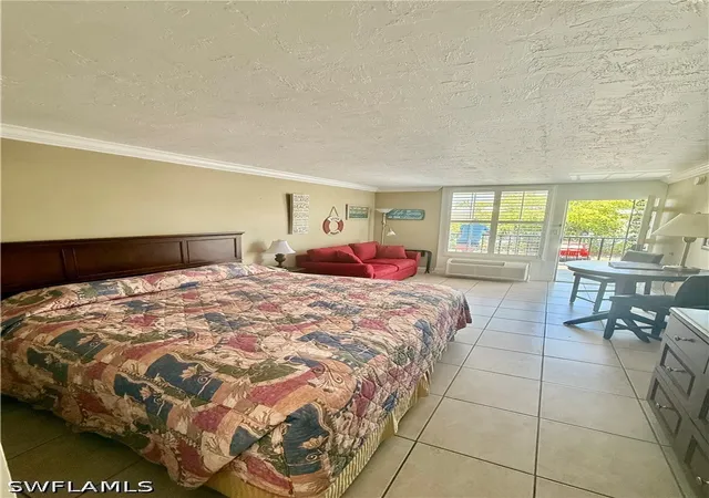 3rd image of 2555 Tamiami Trl N #250, Naples, FL 34103 | MLS# 226016677