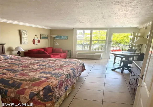 4th image of 2555 Tamiami Trl N #250, Naples, FL 34103 | MLS# 226016677