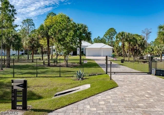 Photo 1 of Single family home for sale at 709 15th Street Sw, Naples, FL 34117 | MLS# 226015988 | Listing updated on 2026-07-31